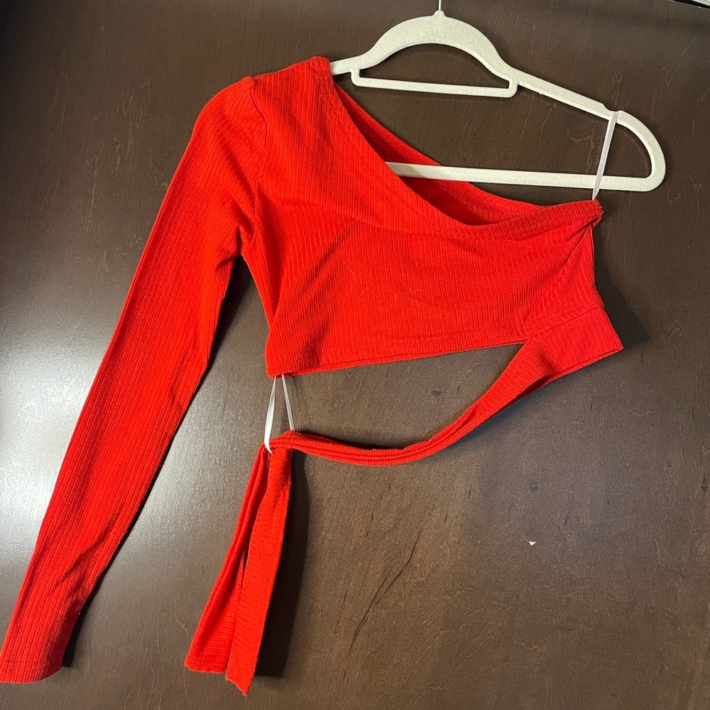 Fashion nova red going out crop